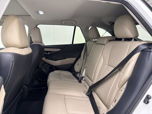 Certified 2024 Subaru Outback Limited AWD/4WD image 18