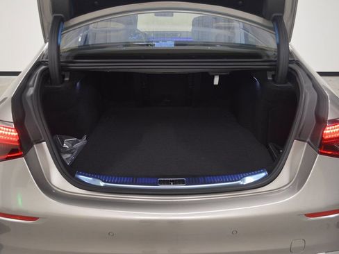 Used 2024 Mercedes-Benz S 580e 4MATIC Sedan image 39