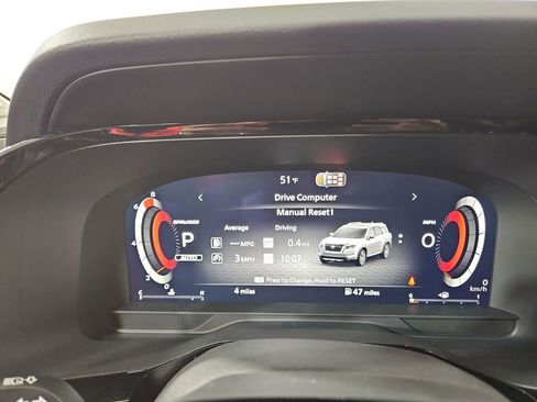 New 2026 Nissan Pathfinder Platinum image 17