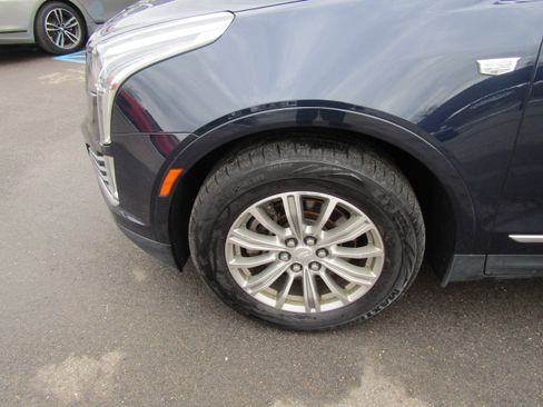 Used 2017 Cadillac XT5 Luxury w/ Driver Awareness Package image 14