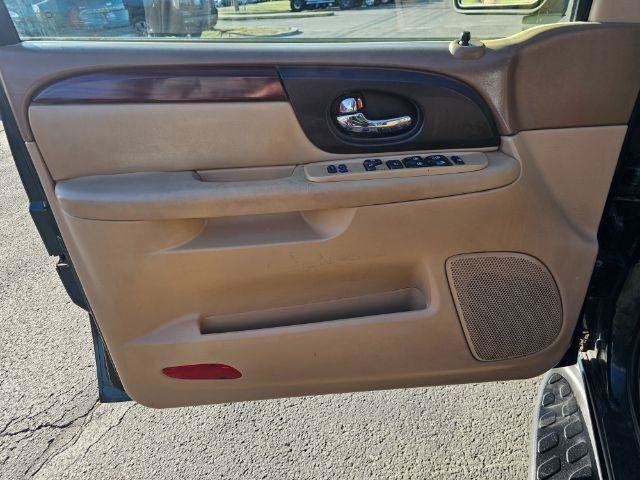 Used 2002 GMC Envoy SLT AWD/4WD image 23