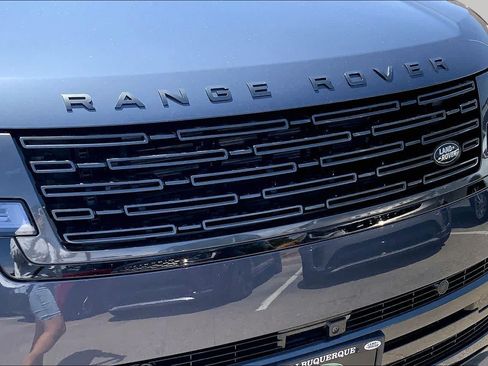 Used 2026 Land Rover Range Rover SE AWD/4WD image 28