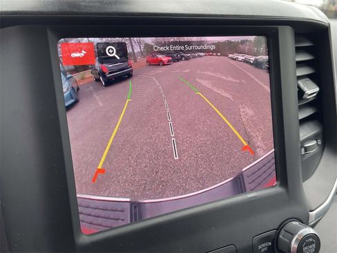 Used 2024 RAM 2500 Big Horn w/ Bed Utility Group image 21