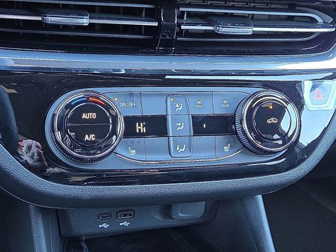 New 2026 Buick Envista Sport Touring w/ Convenience I Package image 18