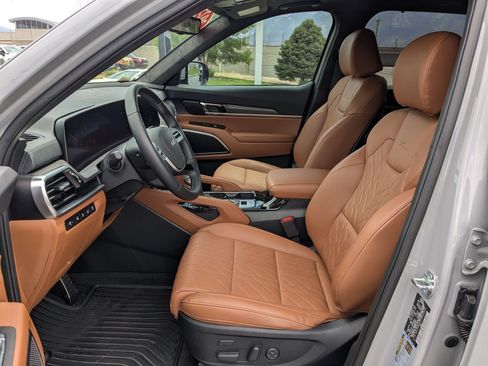 Certified 2025 Kia Telluride SX Prestige X-Line AWD/4WD image 25