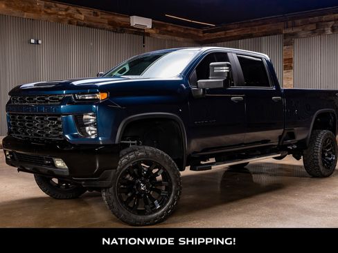Used 2022 Chevrolet Silverado 2500 Custom w/ Custom Convenience Package image 4