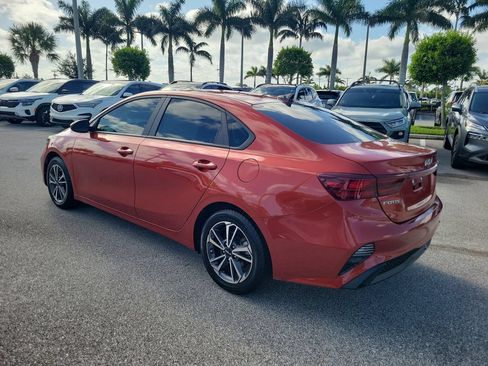 Used 2023 Kia Forte LXS FWD image 4