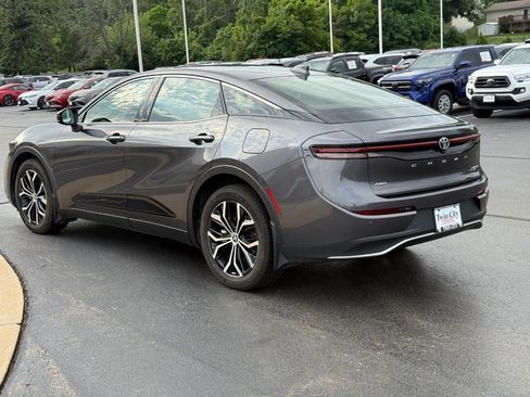 Certified 2023 Toyota Crown image 7