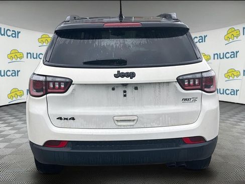 Used 2019 Jeep Compass Latitude AWD/4WD image 3