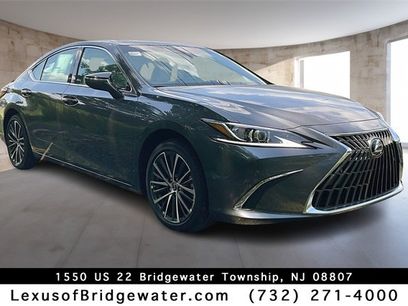 New 2025 Lexus ES 300h w/ Premium Package