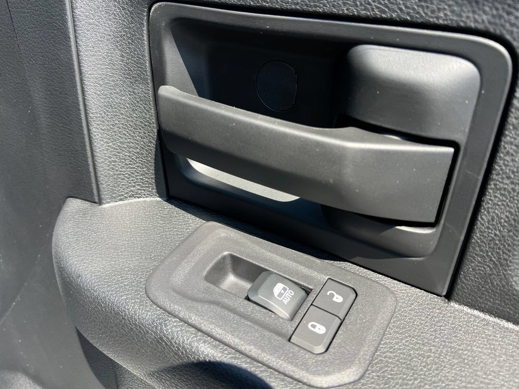New 2026 RAM 2500 Tradesman AWD/4WD image 15