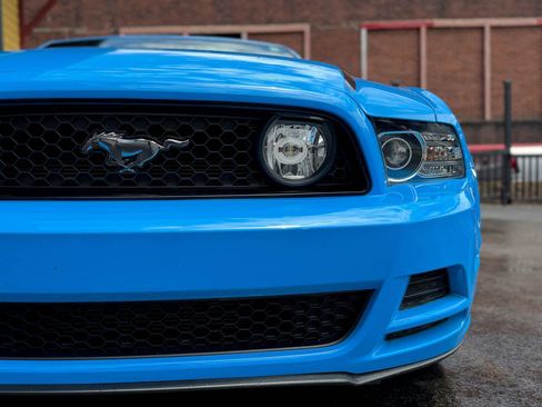 Used 2013 Ford Mustang GT Premium RWD image 14