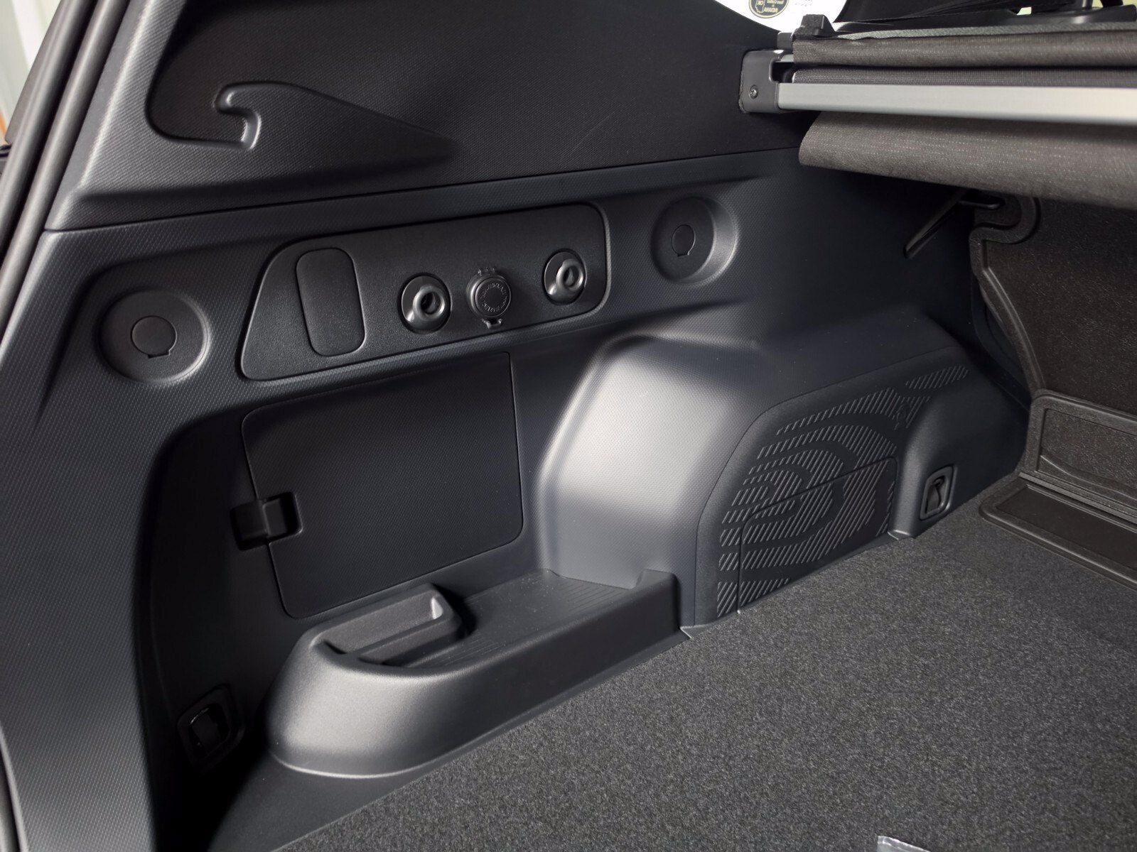 New 2026 Subaru Forester Premium AWD/4WD image 19