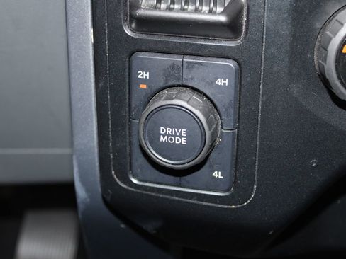 Used 2023 Ford F150 XLT image 42