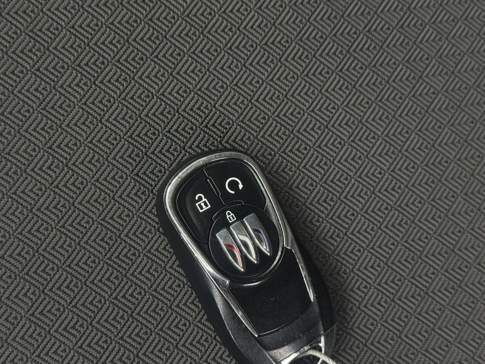 Used 2025 Buick Encore GX Preferred AWD/4WD image 24