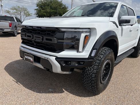 Certified 2025 Ford F150 Raptor AWD/4WD image 7