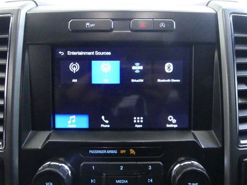 Used 2019 Ford F150 XLT w/ Equipment Group 302A Luxury AWD/4WD image 14