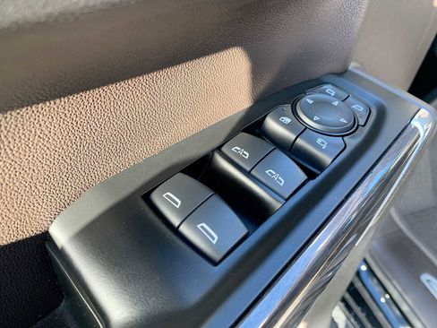 Certified 2019 Chevrolet Silverado 1500 LTZ image 22