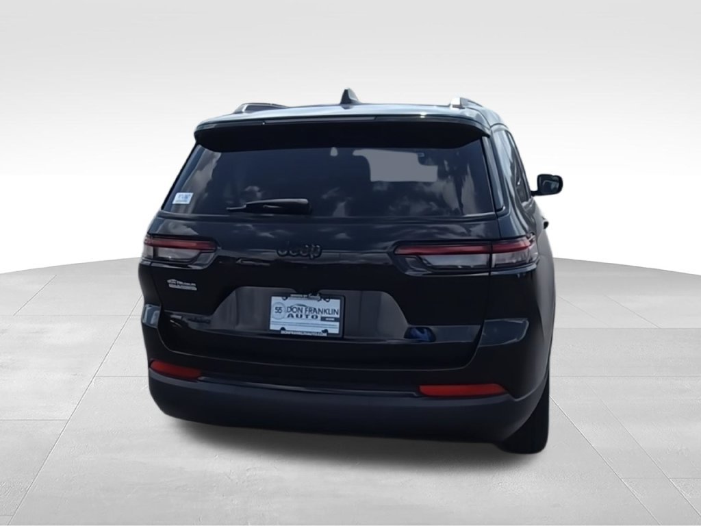 Used 2023 Jeep Grand Cherokee L Laredo AWD/4WD image 10