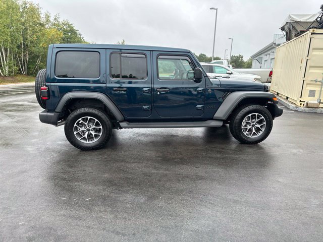Used 2025 Jeep Wrangler Unlimited Sport AWD/4WD image 6