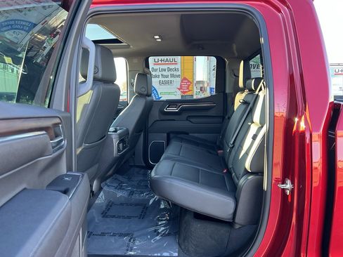 Used 2023 GMC Sierra 1500 SLT w/ SLT Premium Package image 16