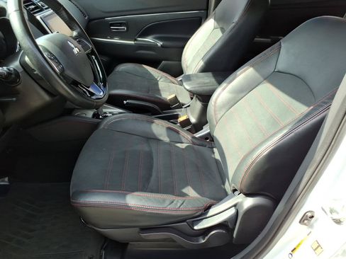 Used 2022 Mitsubishi Outlander Sport SE FWD image 13