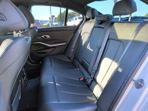 Used 2020 BMW 330i Sedan w/ Convenience Package image 30