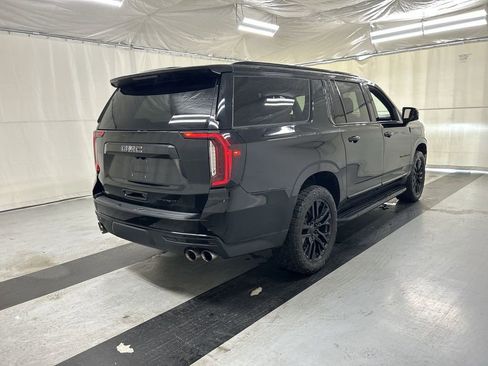 Used 2021 GMC Yukon XL Denali AWD/4WD image 2