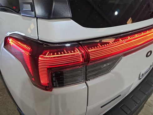 New 2026 Subaru Outback Premium image 33