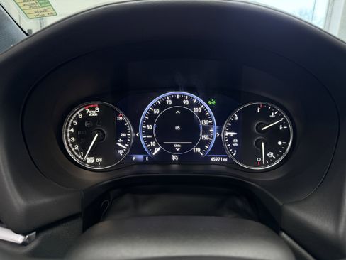 Used 2023 Buick Enclave Avenir image 19