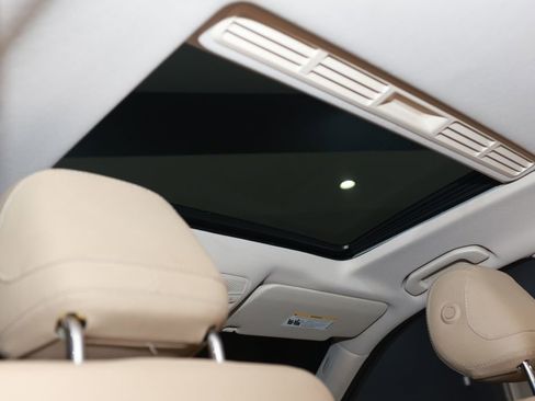 Used 2018 Mercedes-Benz GLE 350 w/ Premium 1 Package image 37