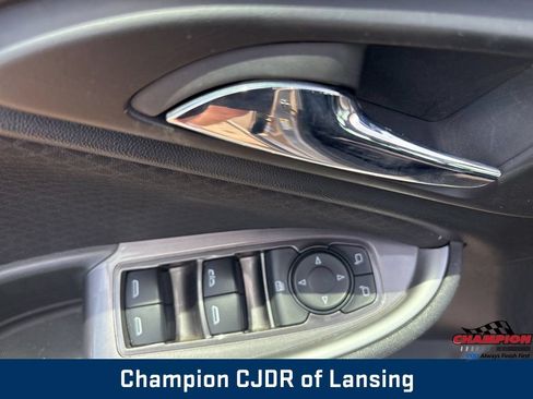 Used 2022 Chevrolet Malibu LT FWD image 15