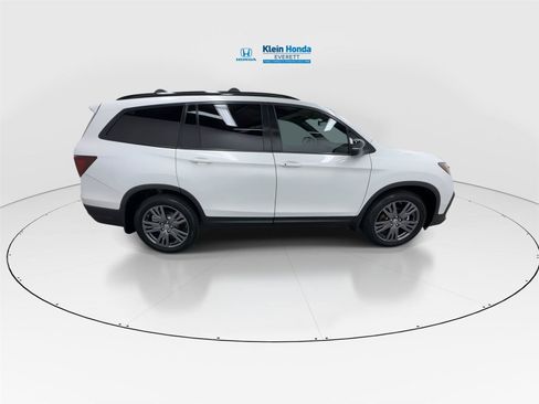 Used 2022 Honda Pilot Sport image 3