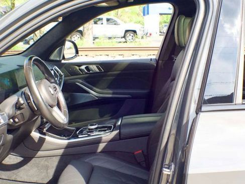 Used 2024 BMW X5 M60i image 19