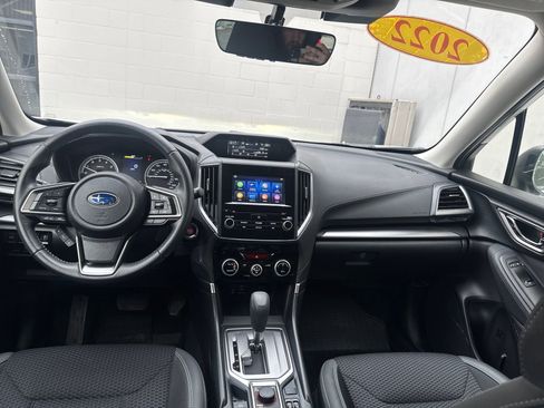 Used 2022 Subaru Forester Premium image 16