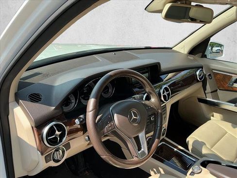 Used 2015 Mercedes-Benz GLK 350 4MATIC image 10