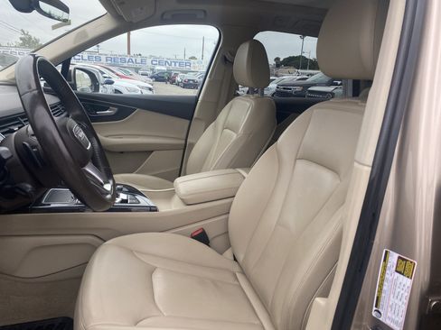 Used 2018 Audi Q7 3.0T Premium Plus AWD/4WD image 12