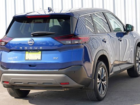 Used 2023 Nissan Rogue SV image 47