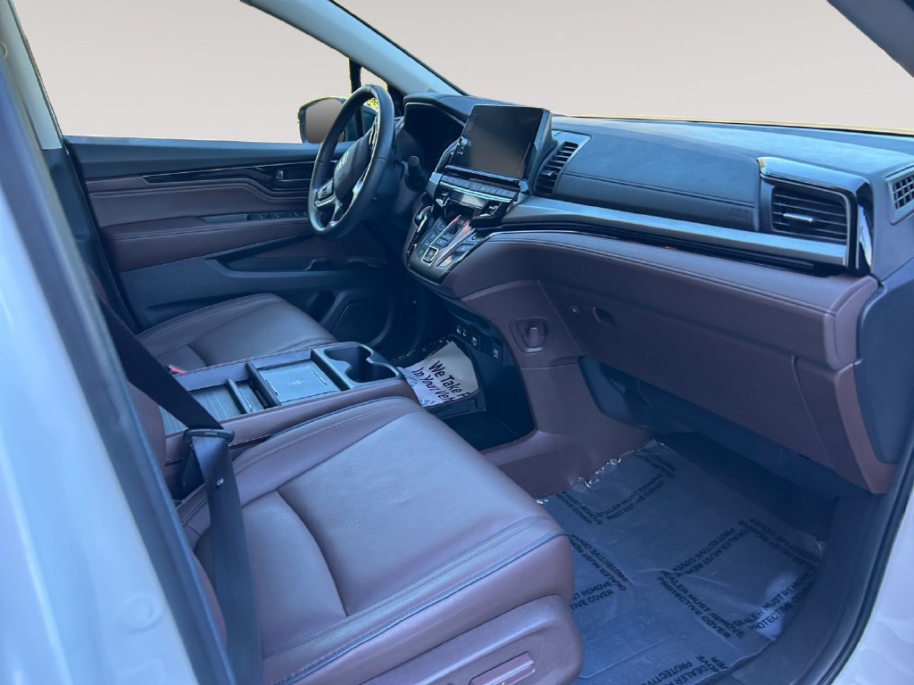 Certified 2026 Honda Odyssey Touring image 15