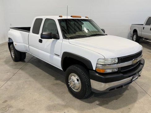 Used 2001 Chevrolet Silverado 3500 LS AWD/4WD image 6