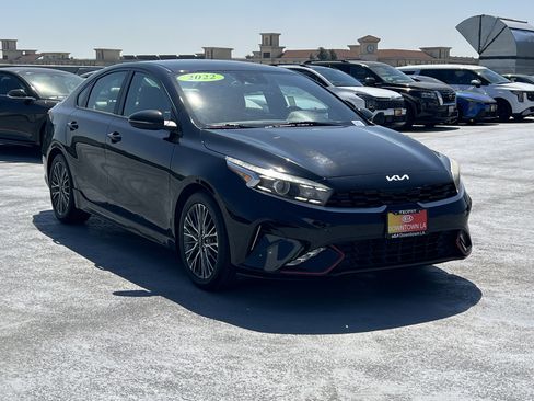 Used 2022 Kia Forte GT-Line image 9