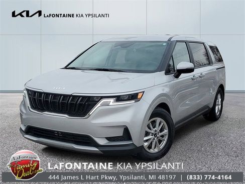 Certified 2023 Kia Carnival LX image 1