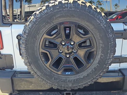 Used 2018 Jeep Wrangler Willys Wheeler image 9