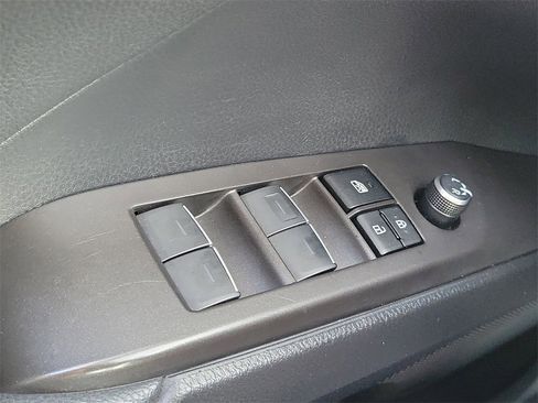 Used 2023 Toyota Camry XSE image 15