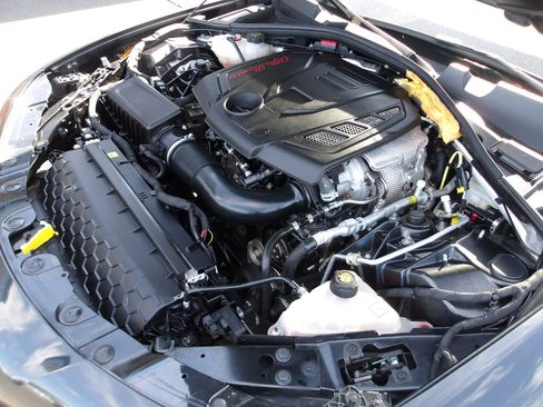 Used 2017 Alfa Romeo Giulia AWD w/ Cold Weather Package image 22