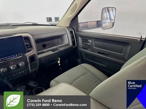 Used 2018 RAM 2500 Tradesman w/ Chrome Appearance Group AWD/4WD image 25