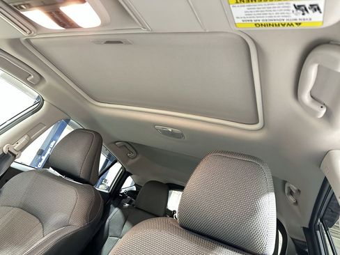 Used 2024 Subaru Crosstrek 2.0i Premium image 16