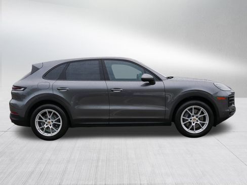 Used 2024 Porsche Cayenne image 6
