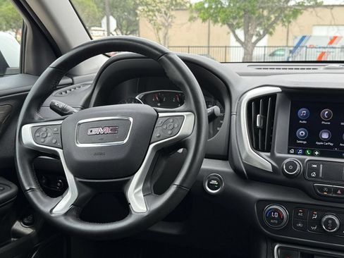 Used 2024 GMC Terrain SLT AWD/4WD image 36