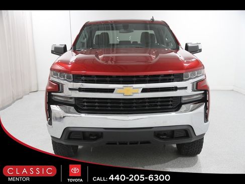 Used 2021 Chevrolet Silverado 1500 LT image 2
